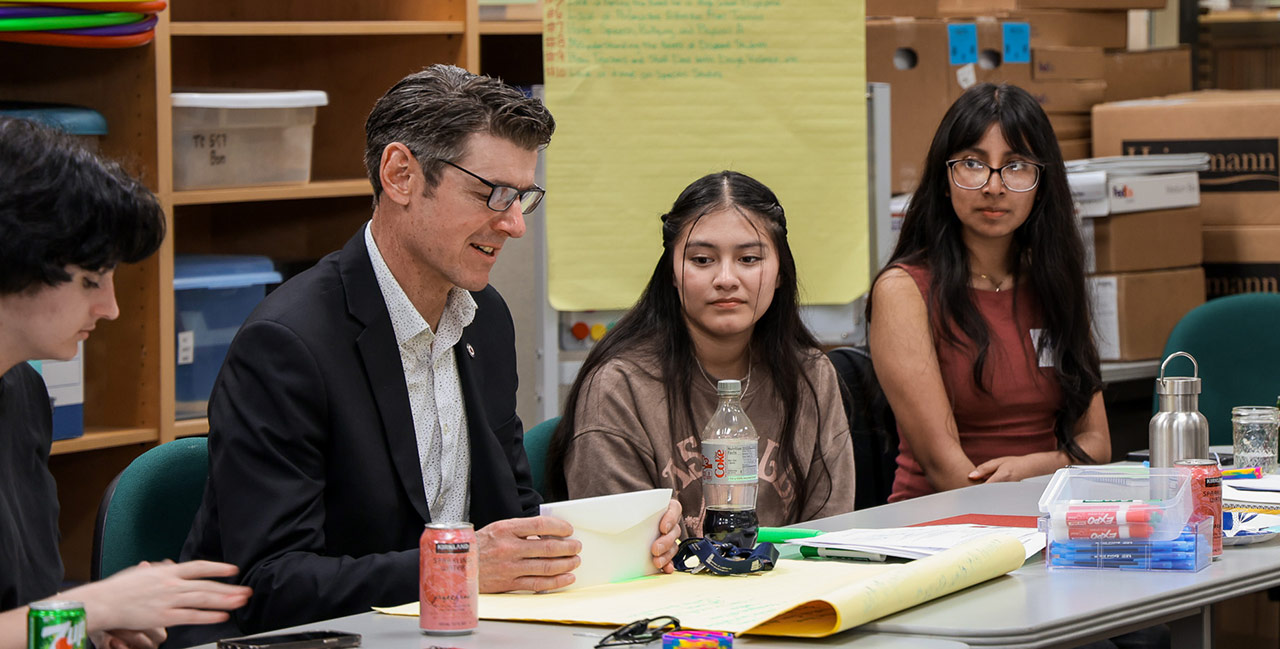 Superintendent Michael Davies-Hughes meets with the Student Advisory Council.